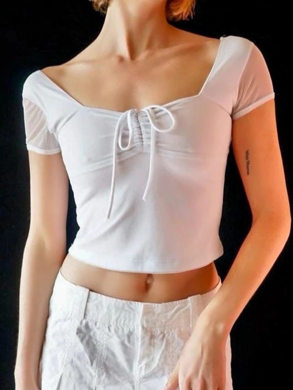Vtg Y2K White Ruched Tie Front Crop Top Like New